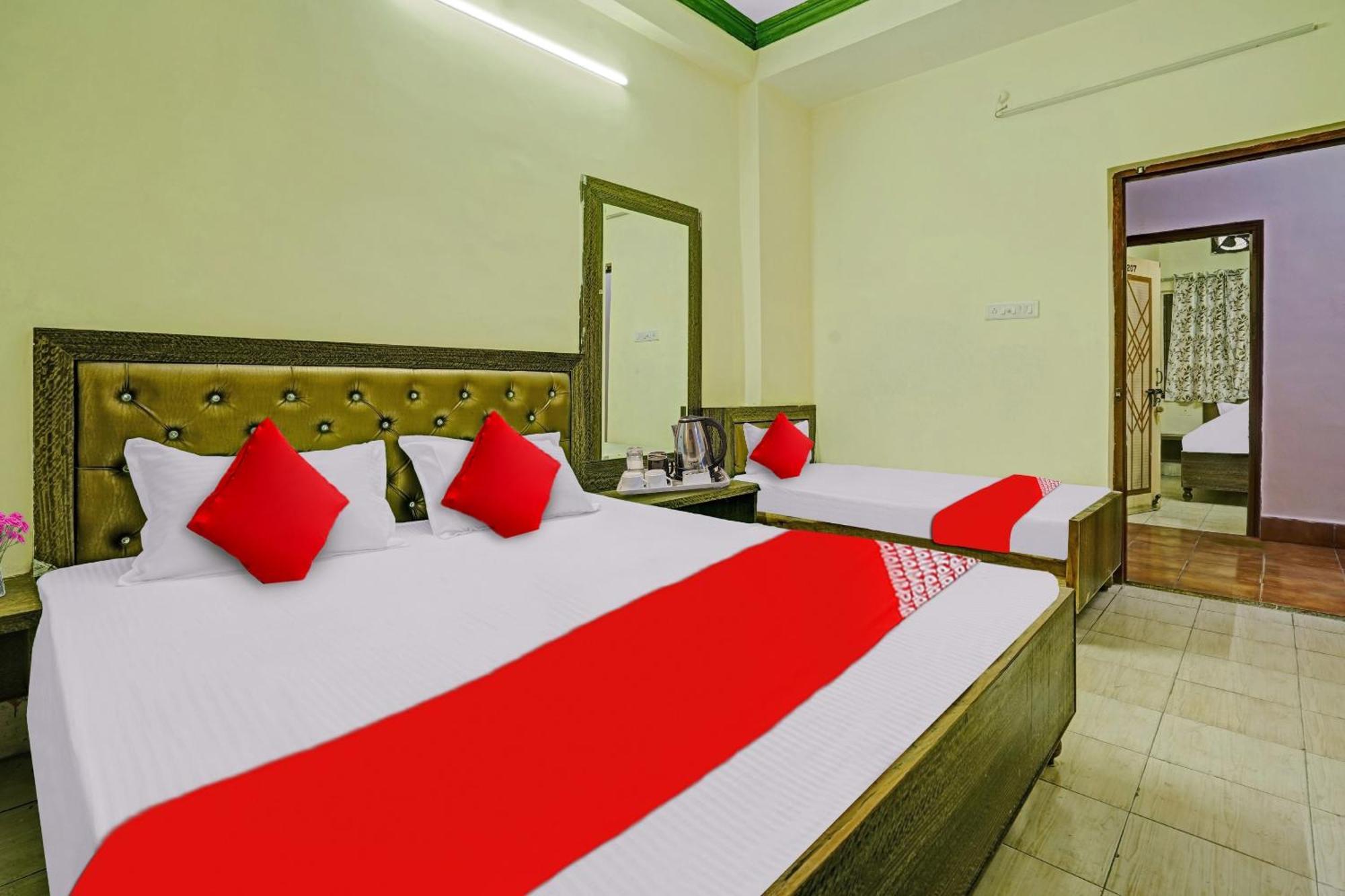 Rāipur Hotel O B N Palace מראה חיצוני תמונה